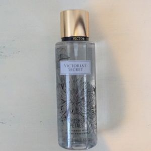 Victoria’s Secret Crushed Petals Fragrance Mist